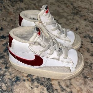 Girl Nike Blazer Mid '77 White Red Burgundy